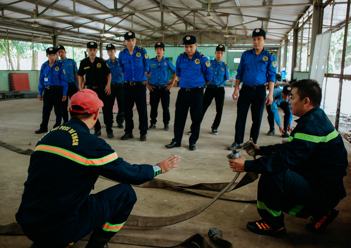 Hướng dẫn cách đấu nối ngàm của cuộn vòi chữa cháy